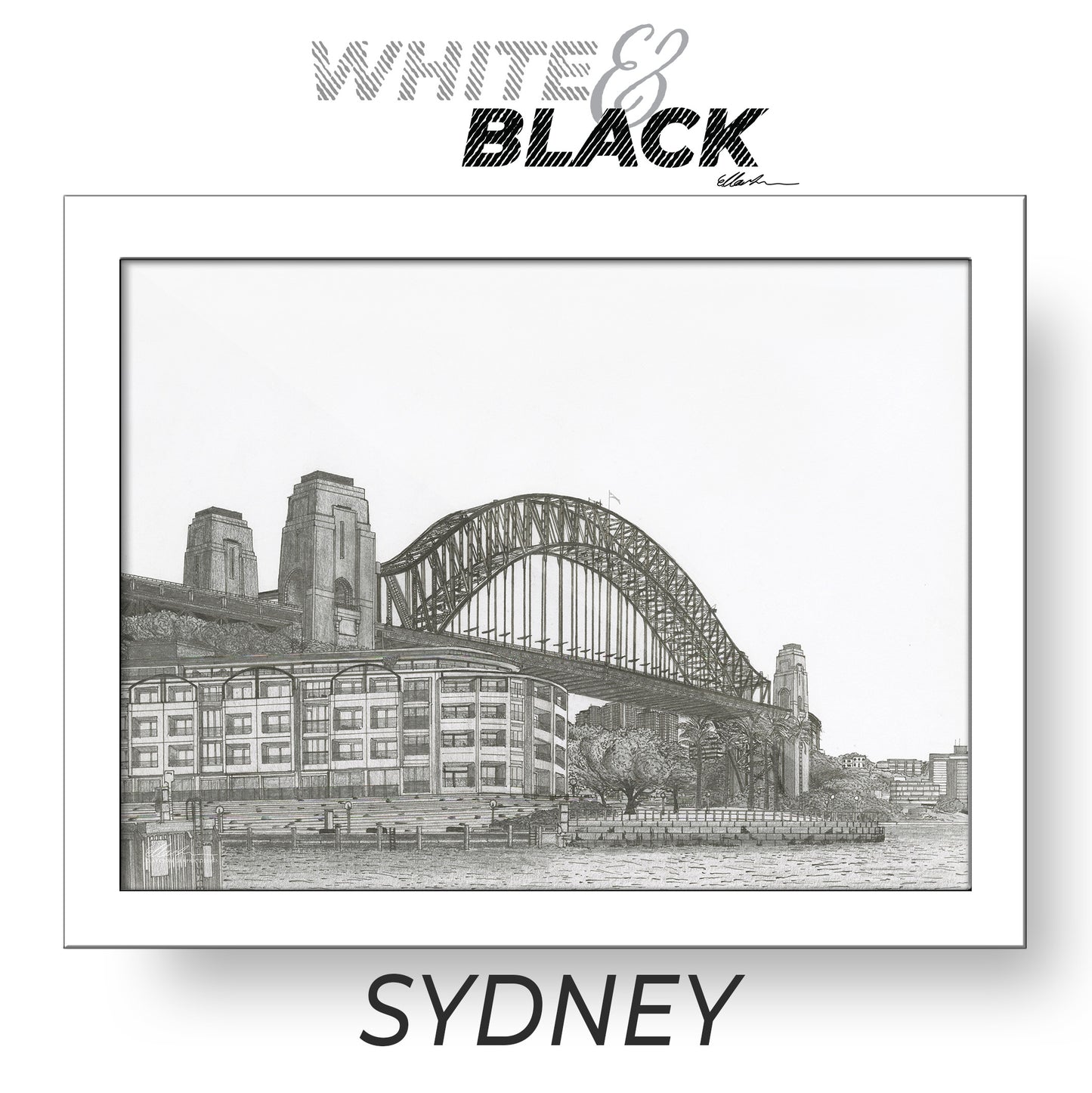 SYDNEY Australia White & Black